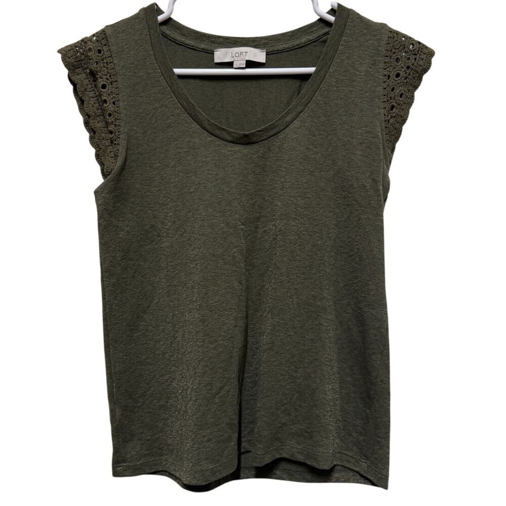 Loft Cap Sleeve with embroidered design olive green thin sweater Size Small